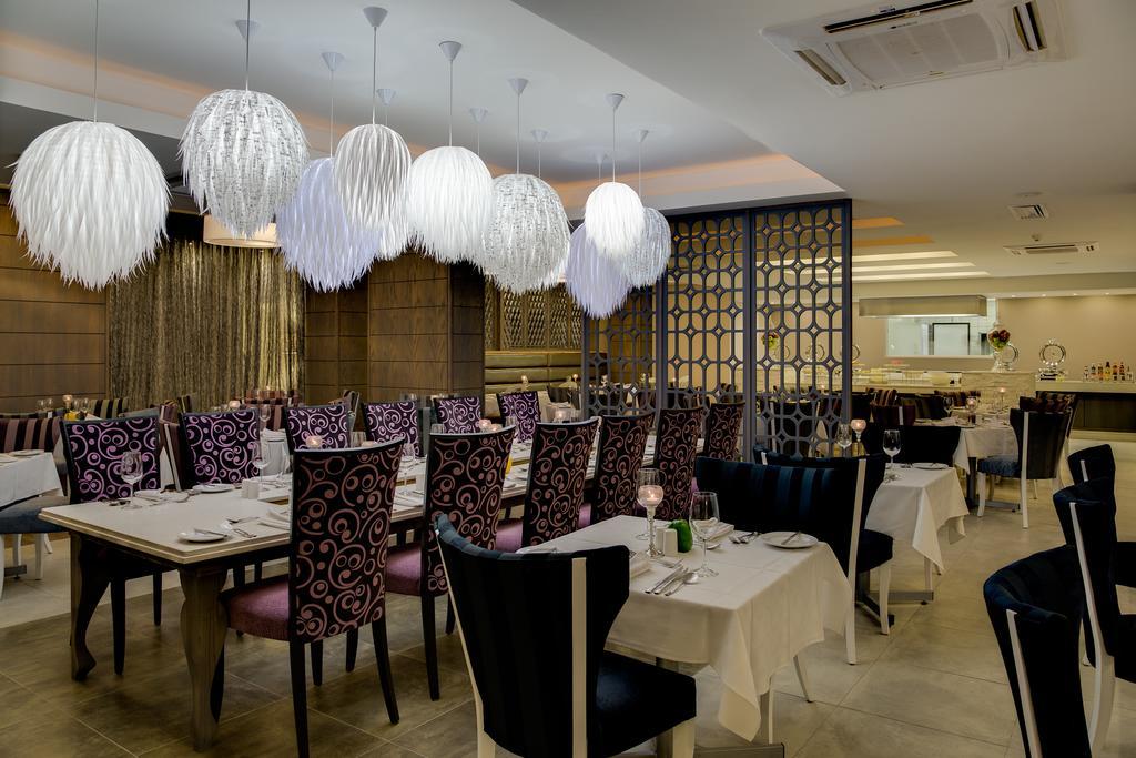 Anew Hotel Hatfield Pretoria Bagian luar foto